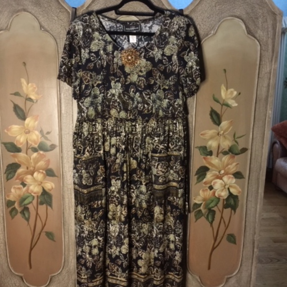 BCBGENERATION dress and pin